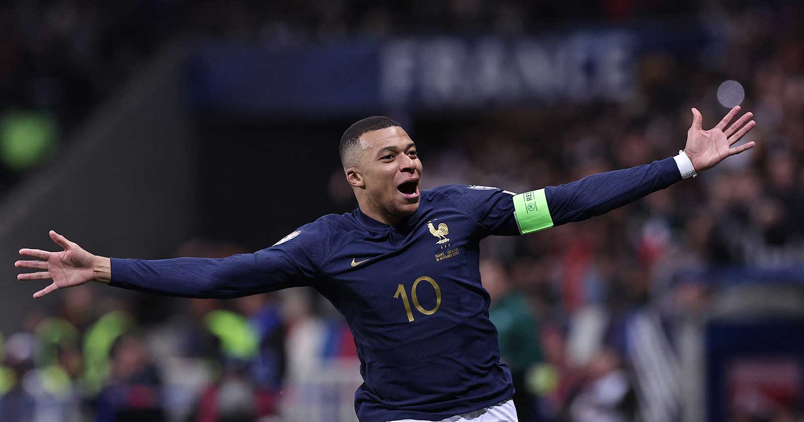 Kylian Mbappe in der EM Qualifikation 2024 (Foto AFP)