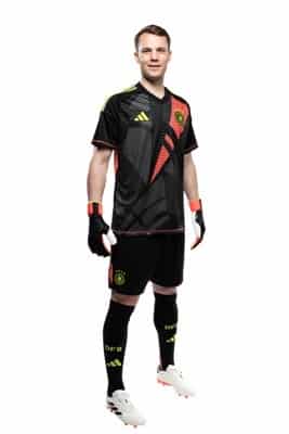 Manuel Peter Neuer